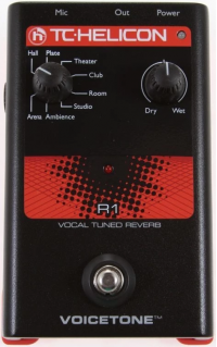 Педаль эффектов TC-Helicon VoiceTone R1