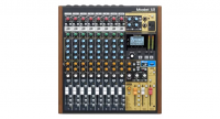 Микшерный пульт Tascam Model 12