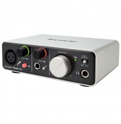 `Звуковая карта Focusrite iTrack Solo`
