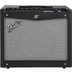 `Комбо усилитель Fender Mustang III`