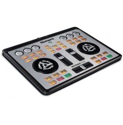 `Контроллер Numark Mixtrack Edge`