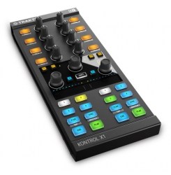 `Контроллер Native Instruments Traktor Kontrol X1 MK2`