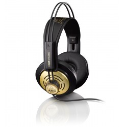 `Наушники AKG K121 Studio`