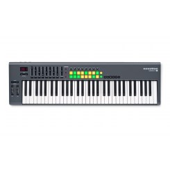 `MIDI-клавиатура Novation Launchkey 61`